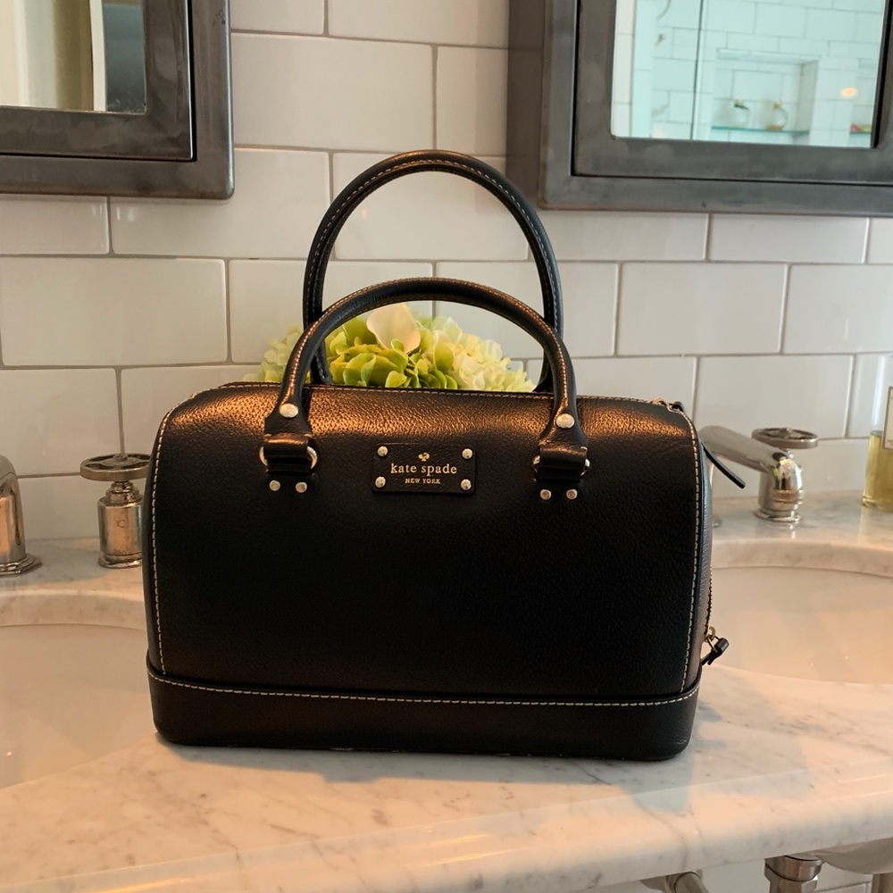 Beautiful Kate Spade Satchel Purse $258